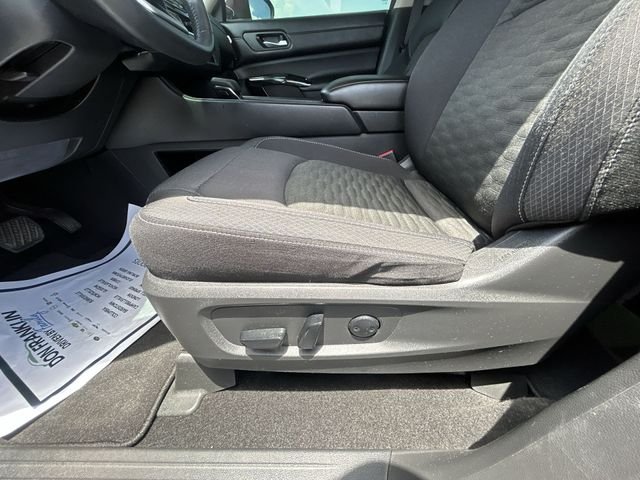 Certified Used 2022 Red Nissan SV image 18
