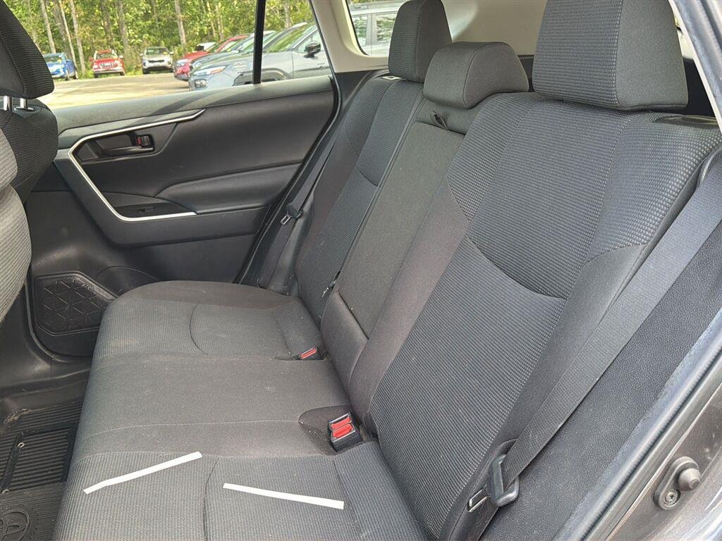 Used 2022 Magnetic Gray Metallic Toyota LE image 15