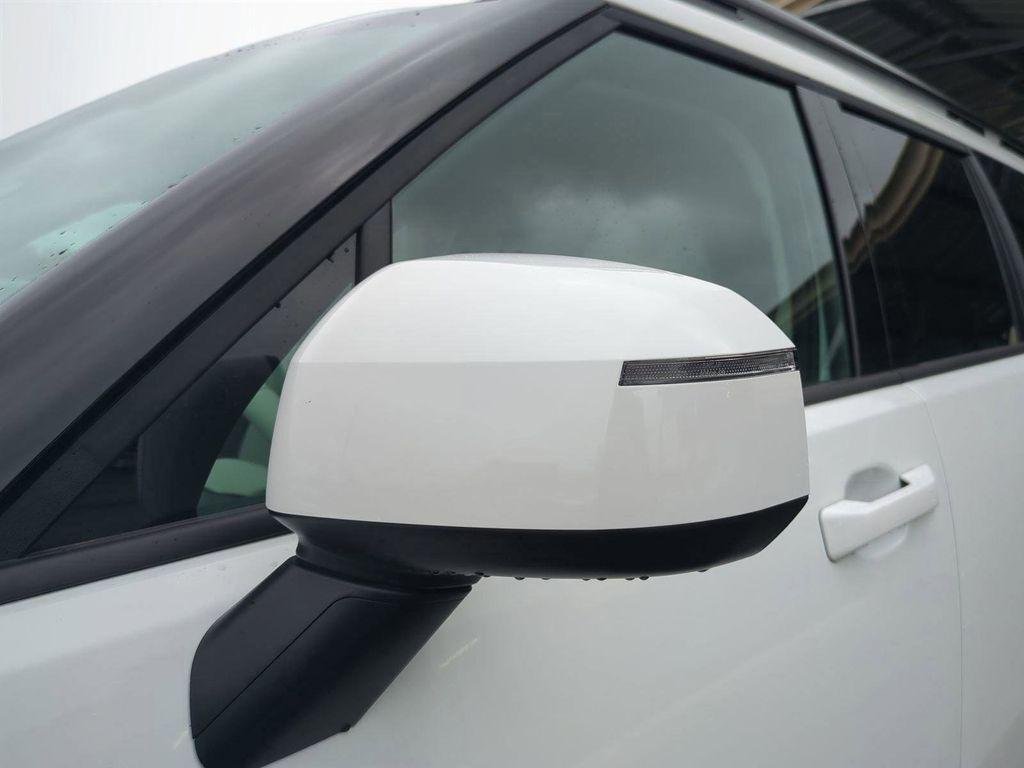 New 2026 White Hyundai SEL FWD image 12