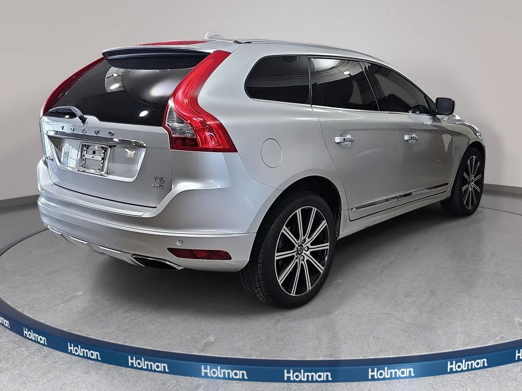 Used 2015 Silver Volvo T6 image 6