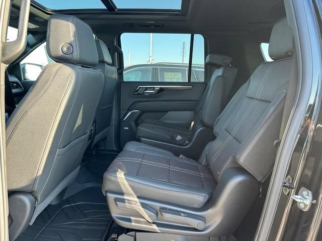 2026 Chevrolet Suburban High Country - Photo 6