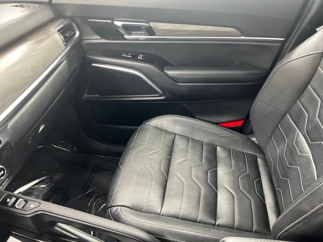 Used 2022 Black Kia SX image 17