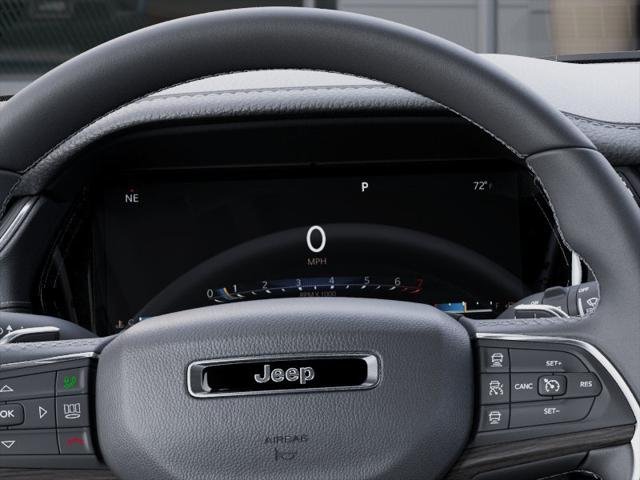 New 2026 Diamond Black Crystal Pearl-Coat Exterior Paint Jeep Limited image 43