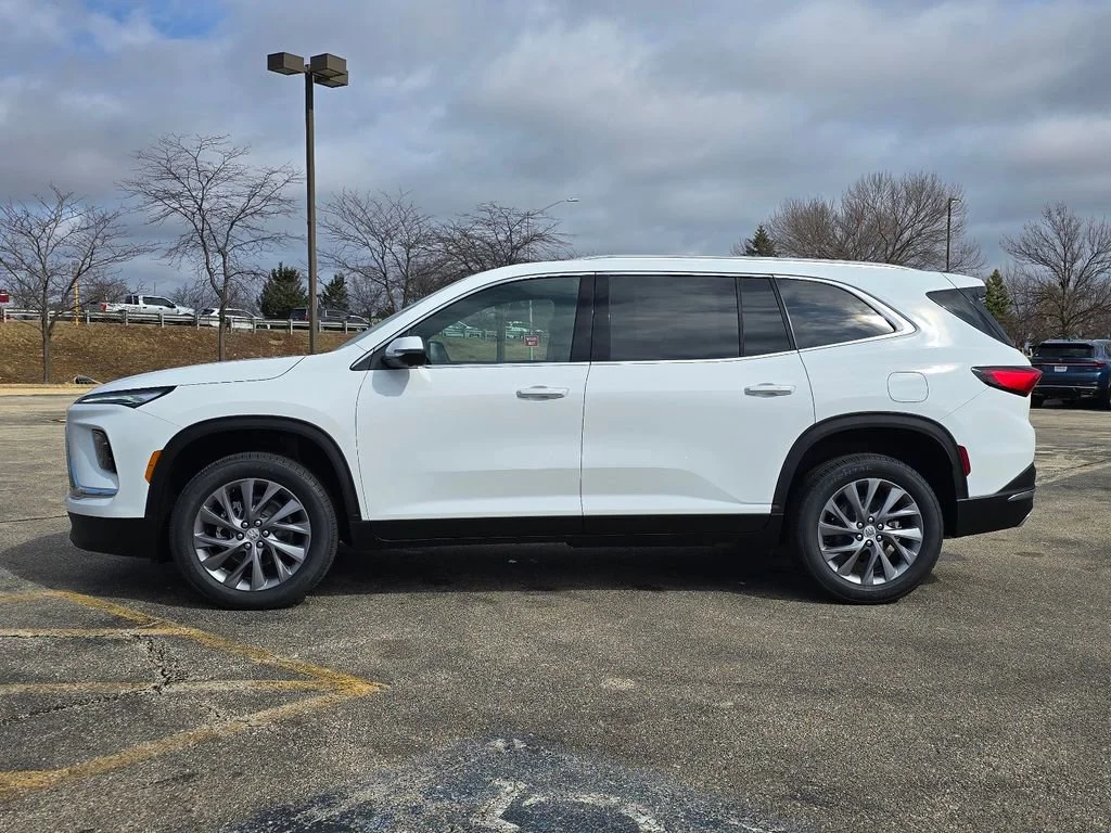 New 2026 Summit White Buick Preferred image 7
