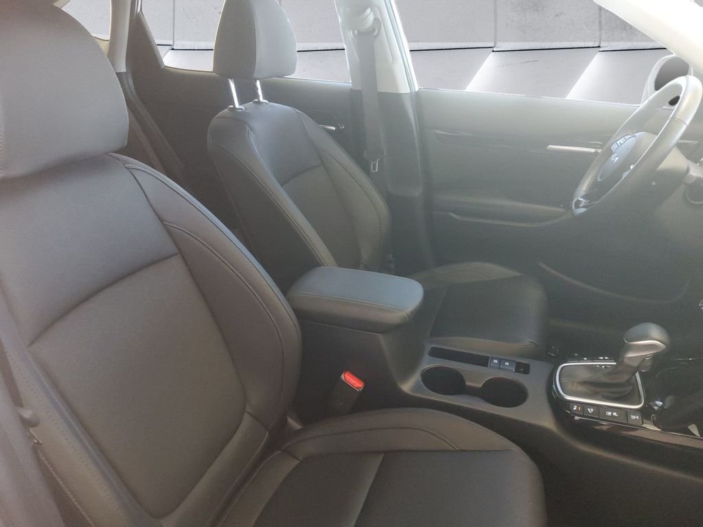 Used 2026 White Kia SX image 14