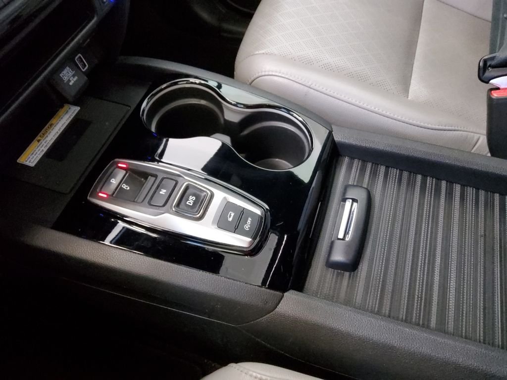 Used 2019 Gray Honda Elite image 23
