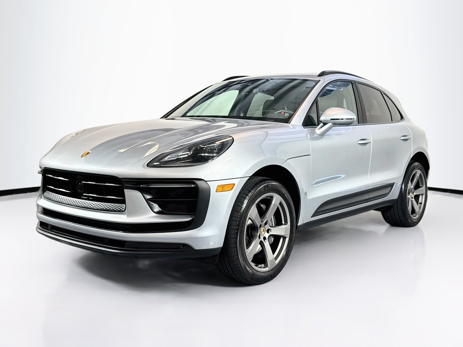 Used 2025 Dolomite Silver Porsche T image 1