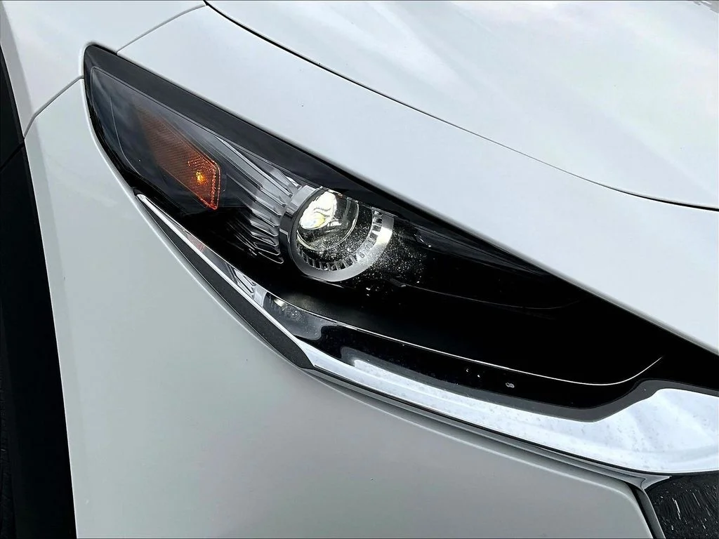 Used 2025 Snowflake White Pearl Mazda 2.5 S Preferred Package image 32