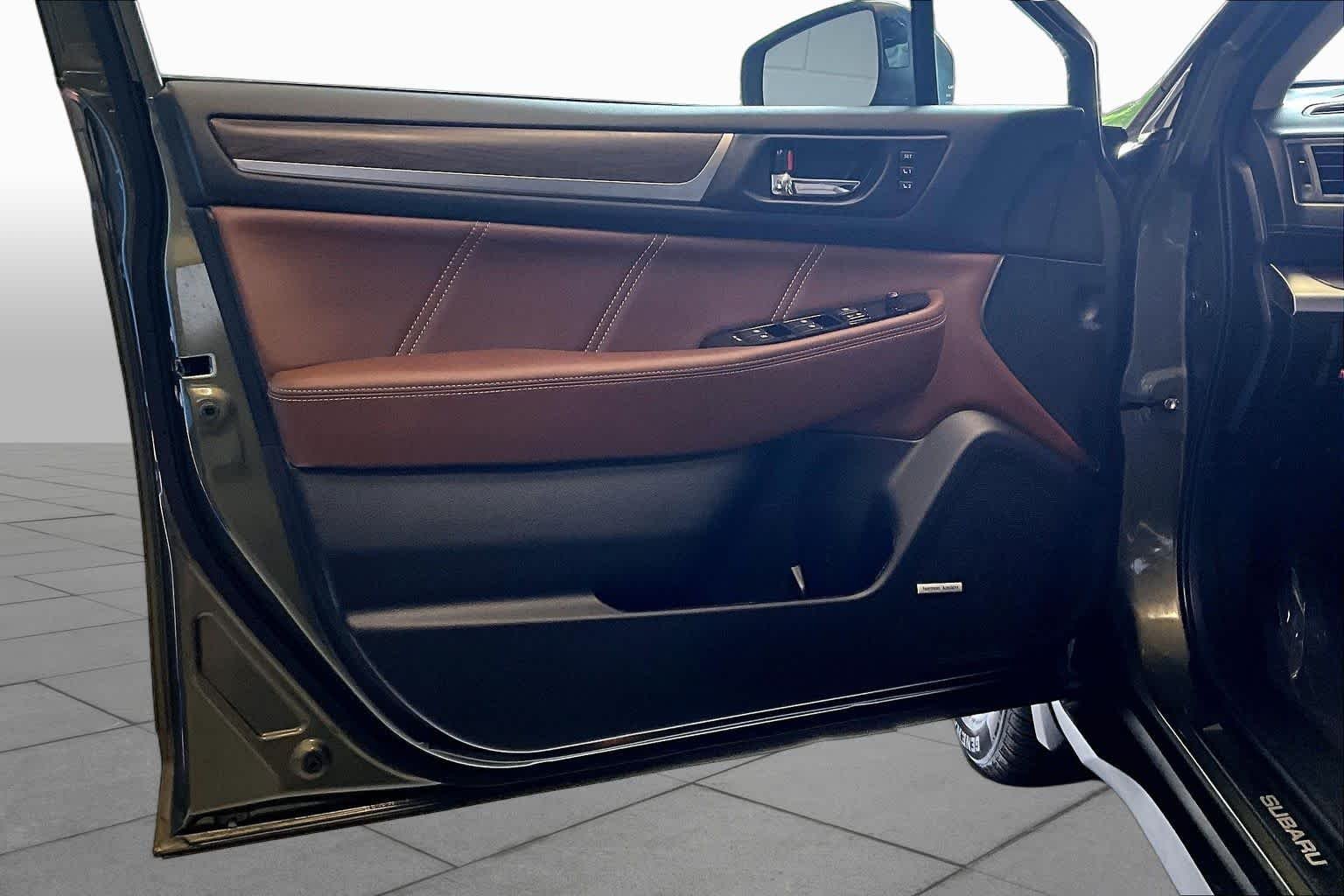 Used 2018 Wilderness Green Metallic Subaru Touring image 22