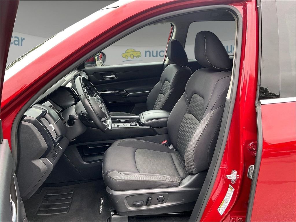 Used 2022 Red Nissan SV image 10