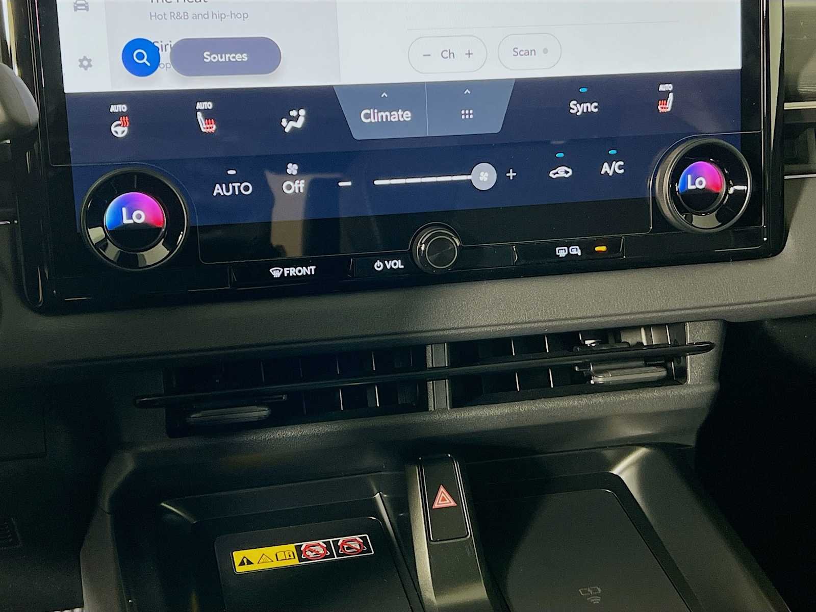 2026 Toyota C-HR — photo 11