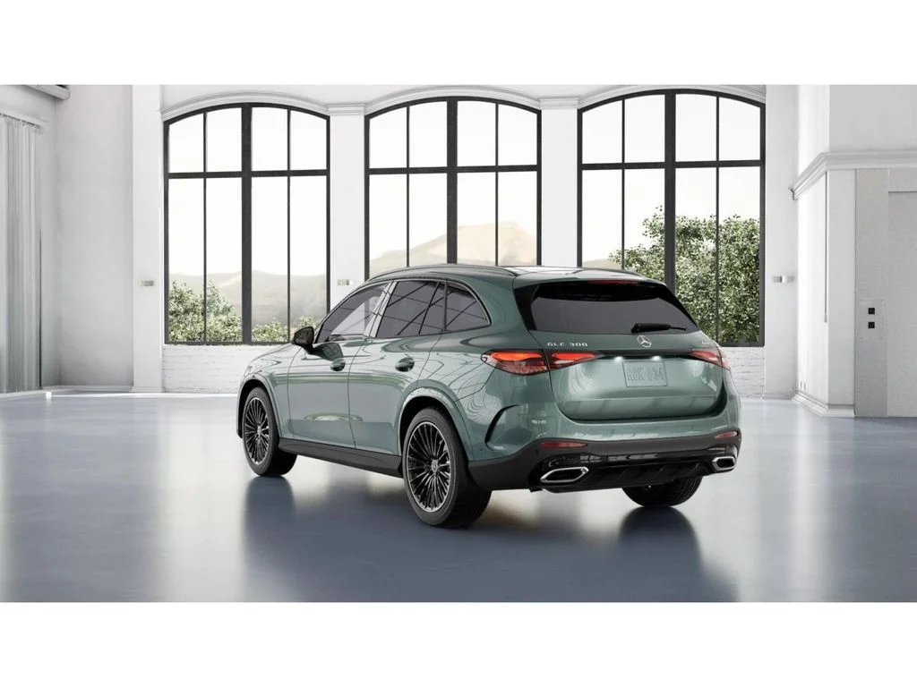 New 2027 Silver Mercedes-Benz GLC 300 image 28