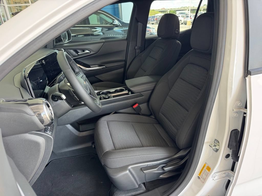New 2026 Summit White Chevrolet LT image 16