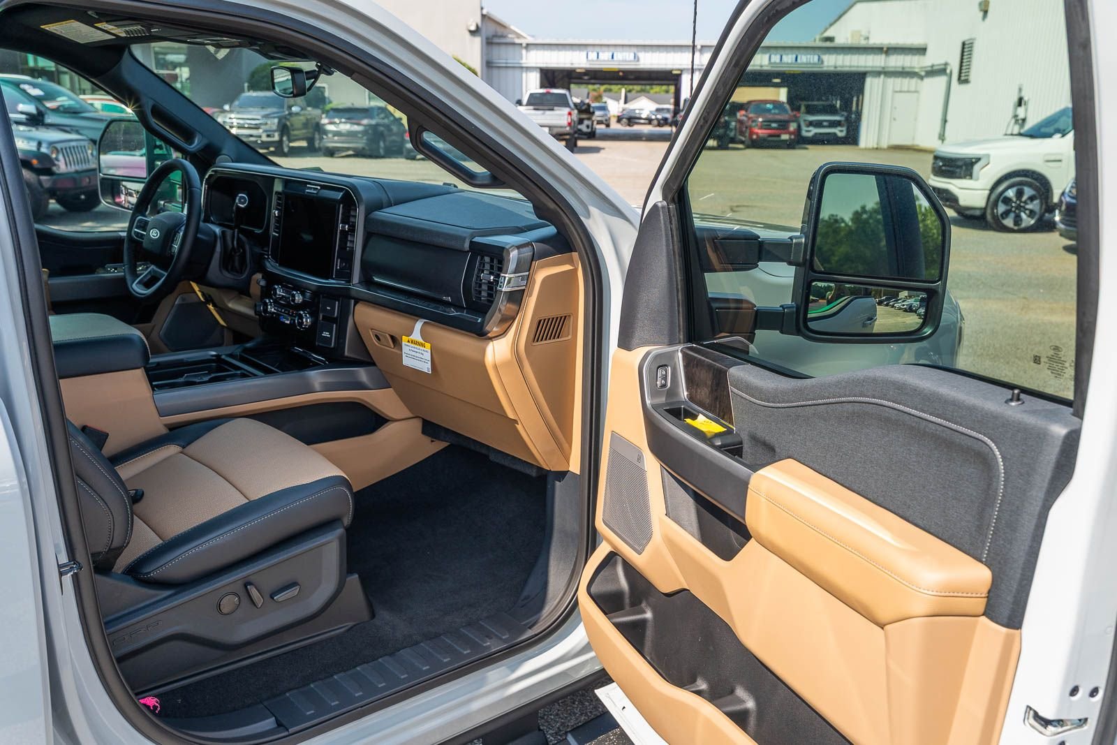 New 2026 Avalanche Ford F-250® Lariat® image 8