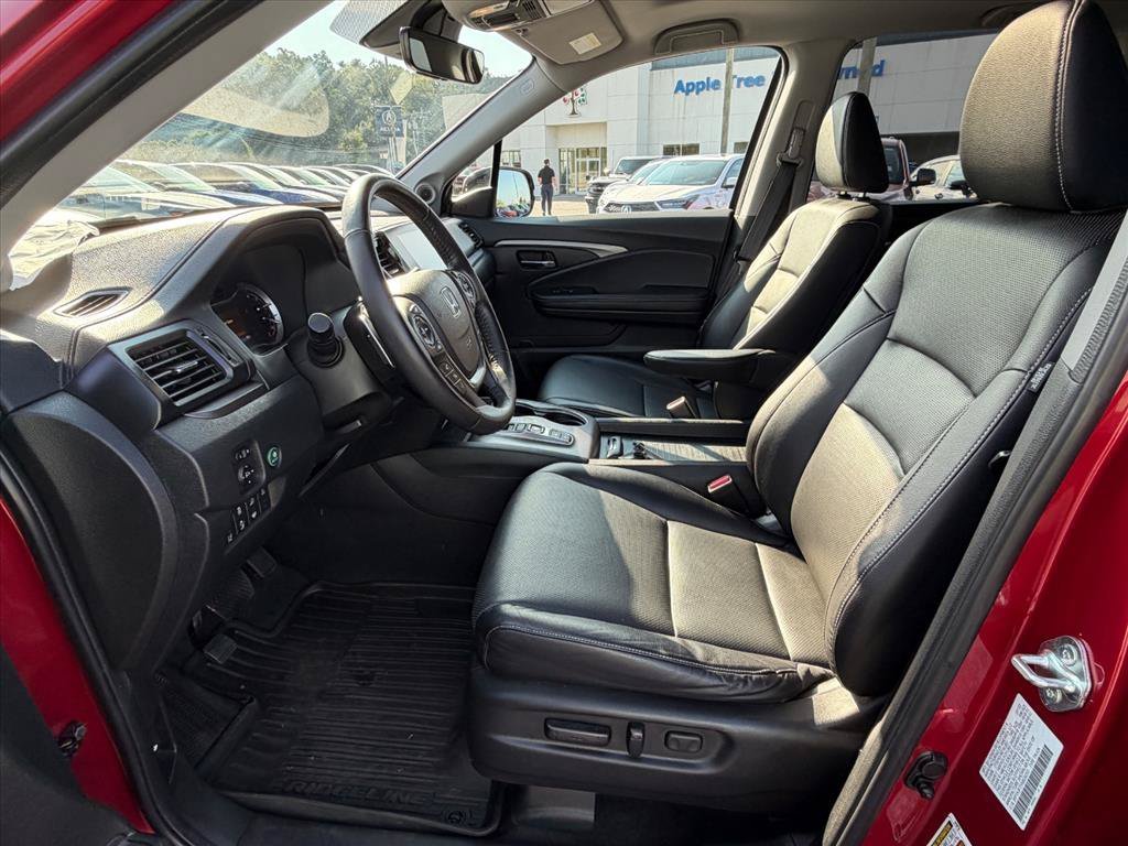 Used 2022 Radiant Red Metallic II Honda AWD RTL-E image 31
