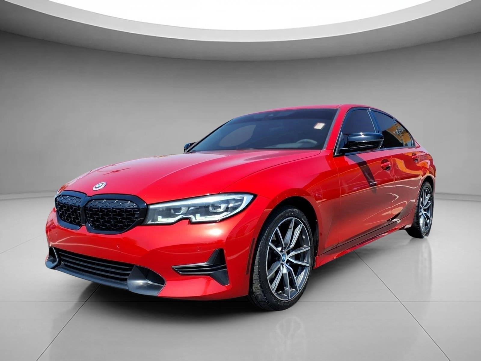 2019 BMW 3 Series 330i RWD photo