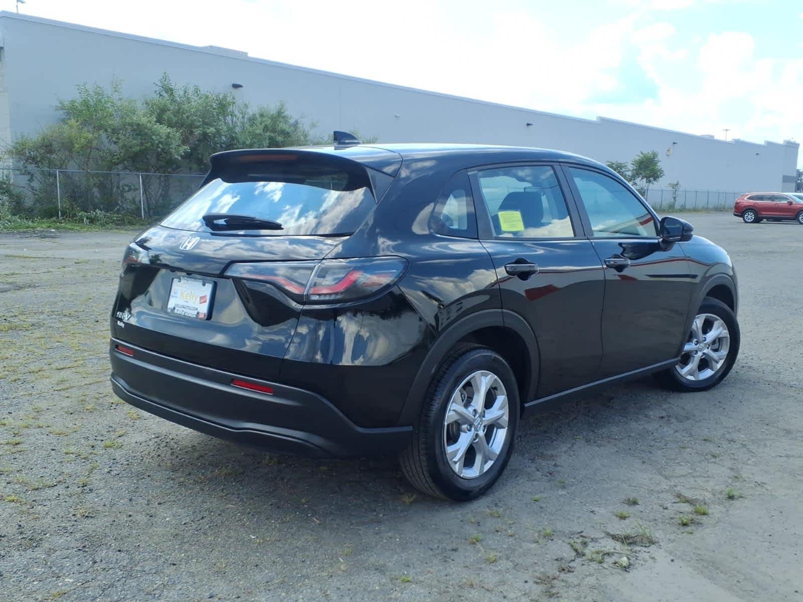 2023 Honda HR-V LX - Photo 5