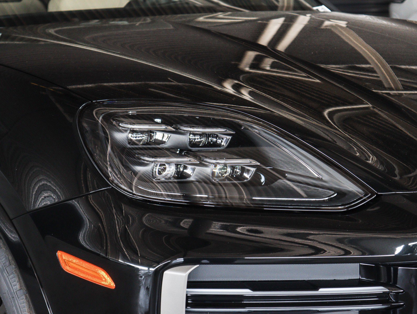New 2026 Chromite Black Metallic Porsche Turbo E-Hybrid Coupe image 27