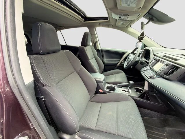 Used 2017 Black Toyota XLE image 25