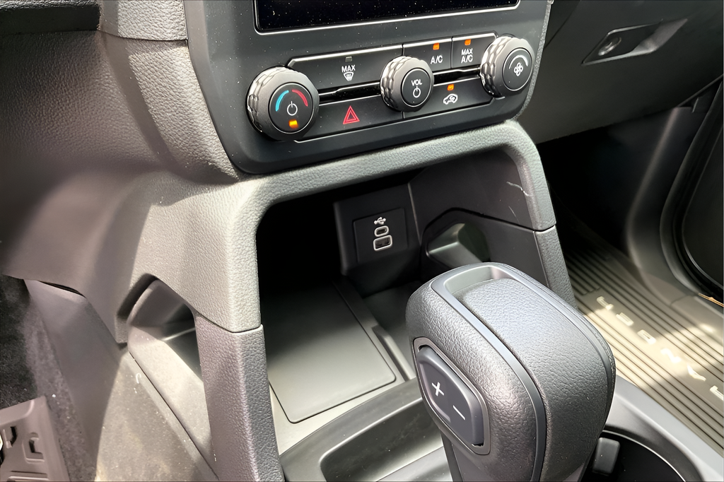 New 2026 Carbonized Gray Metallic Ford XL image 19