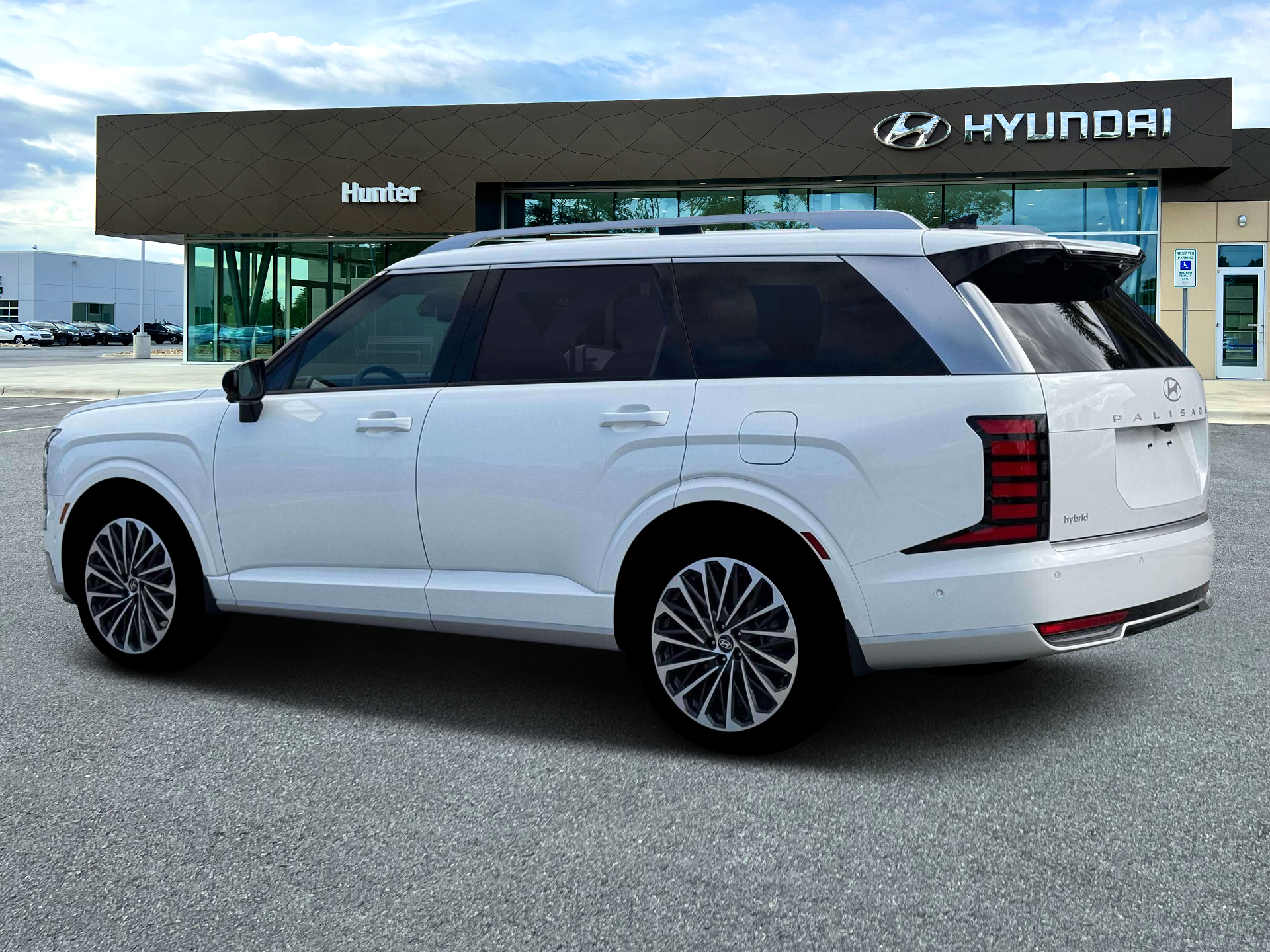 New 2026 Creamy White Pearl Hyundai Calligraphy image 4