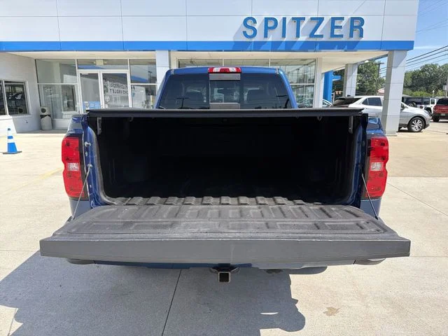 Used 2018 Blue Chevrolet LT image 25