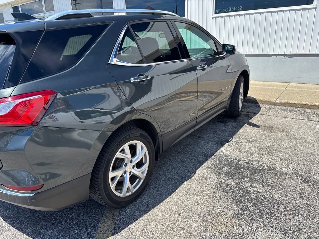 Used 2020 NIGHTFALL GRAY METALLIC Chevrolet Premier image 8