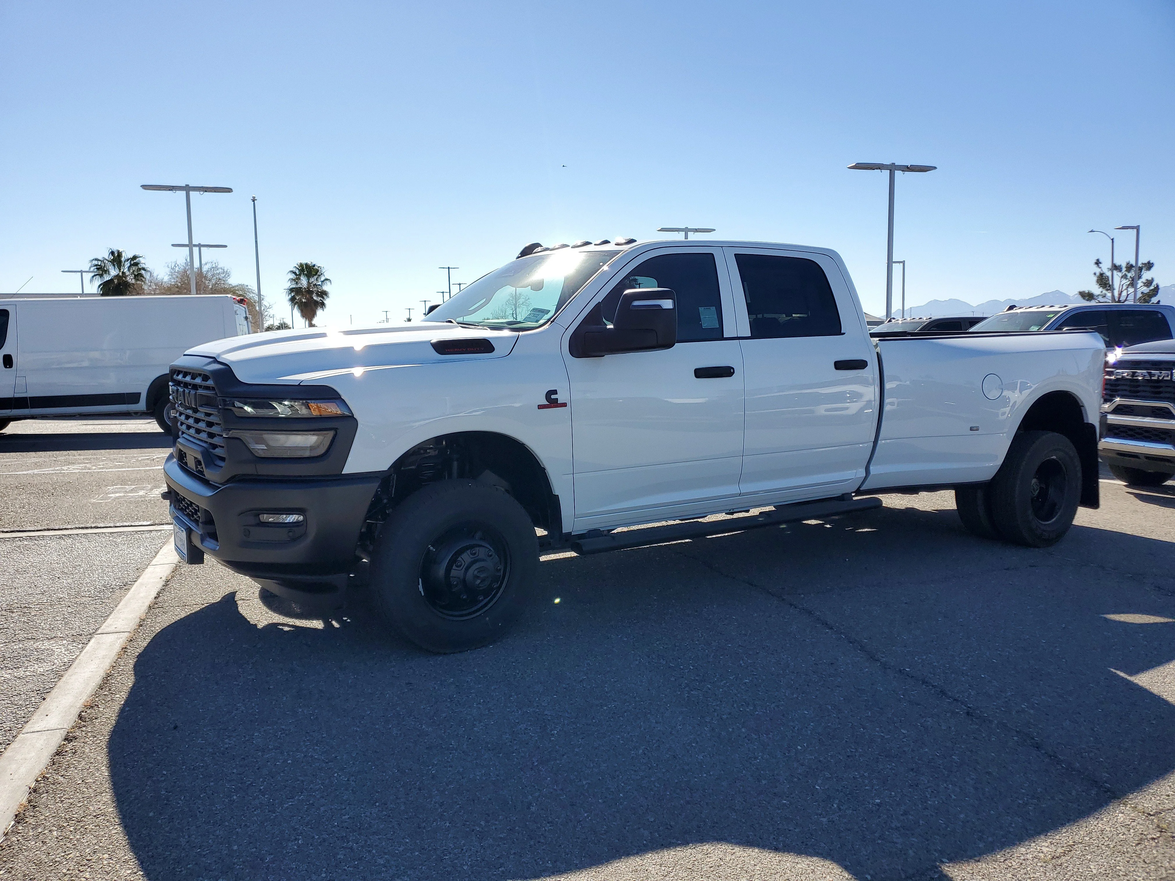 New 2026 Bright White Clear-Coat Exterior Paint RAM Tradesman image 8