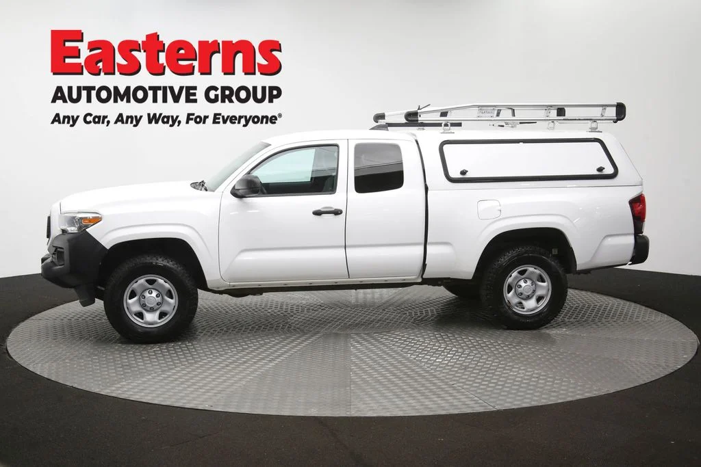 Used 2020 White Toyota SR image 56