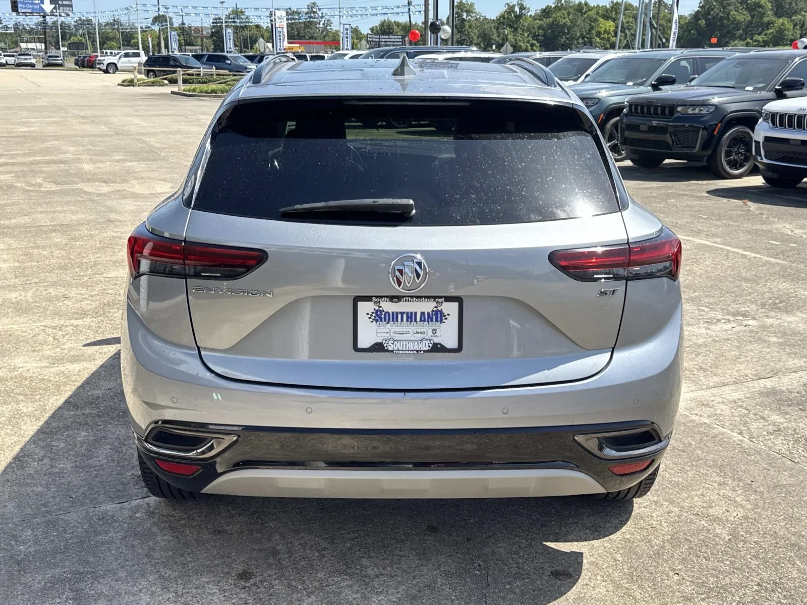 Used 2023 MOONSTONE GRAY METALLIC Buick Essence image 6