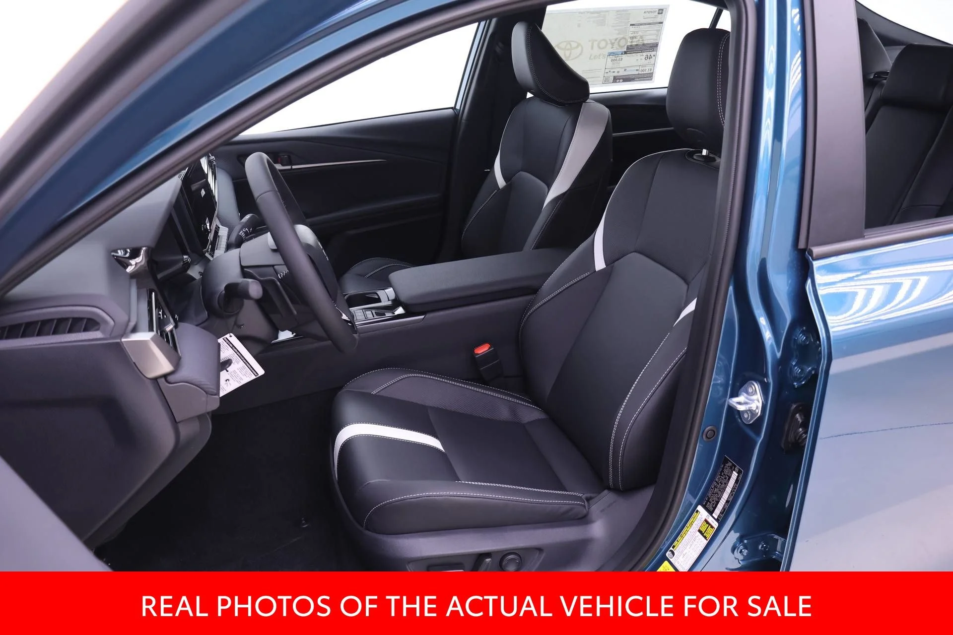 New 2026 Ocean Gem Toyota  SE image 4