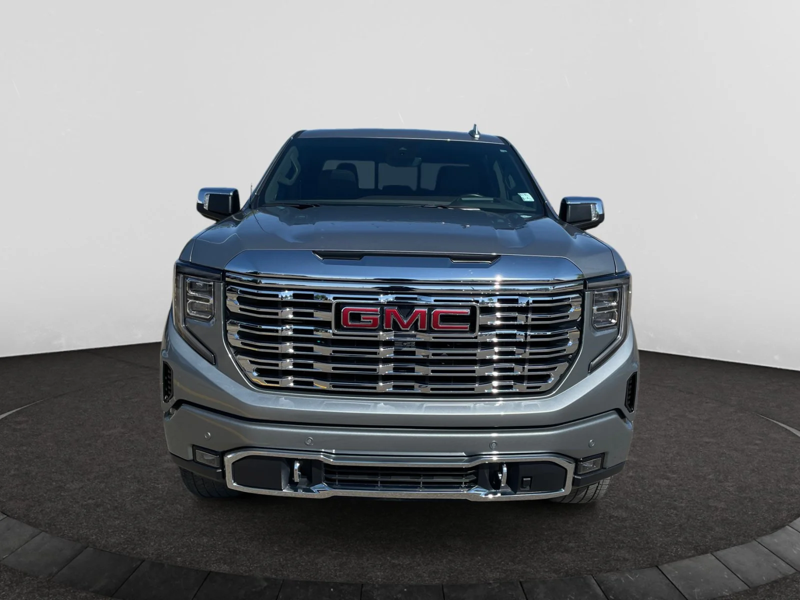 Used 2024 Gray GMC Denali Crew 3.0L Leather Sunroof Navigation 4x4 image 8