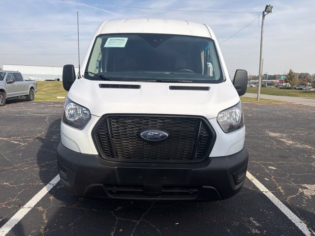 Used 2025 White Ford Base image 3