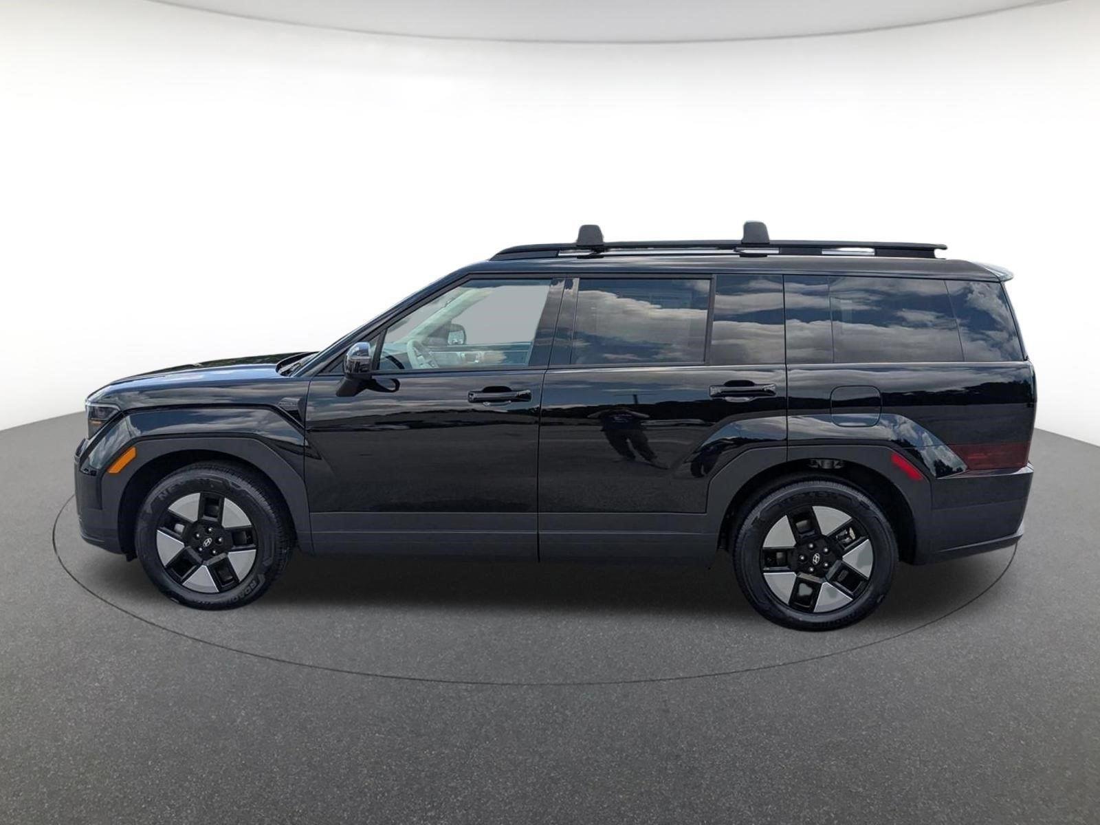 New 2026 Phantom Black Hyundai SEL image 7