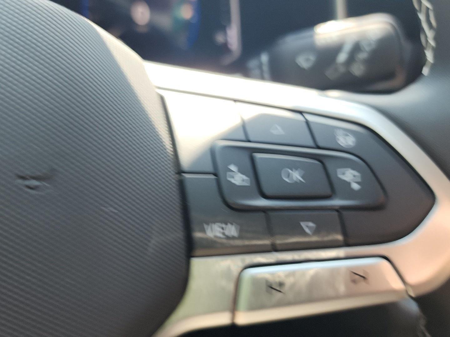 New 2026 Platinum Gray Metallic Volkswagen SEL image 25