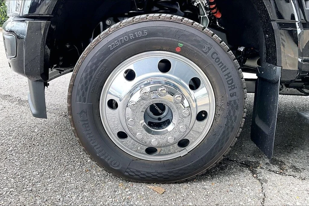 New 2026 Agate Black Metallic Ford F-450® Platinum® image 11