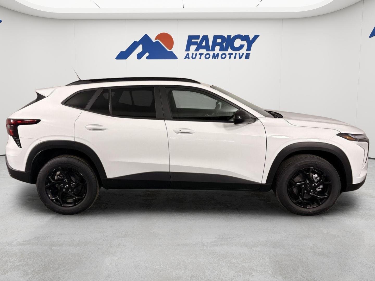 2026 Chevrolet Trax LT - Photo 9