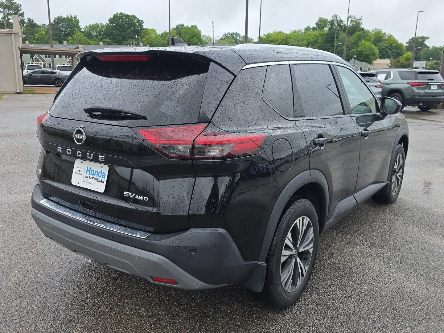 Used 2023 Super Black Nissan SV image 3