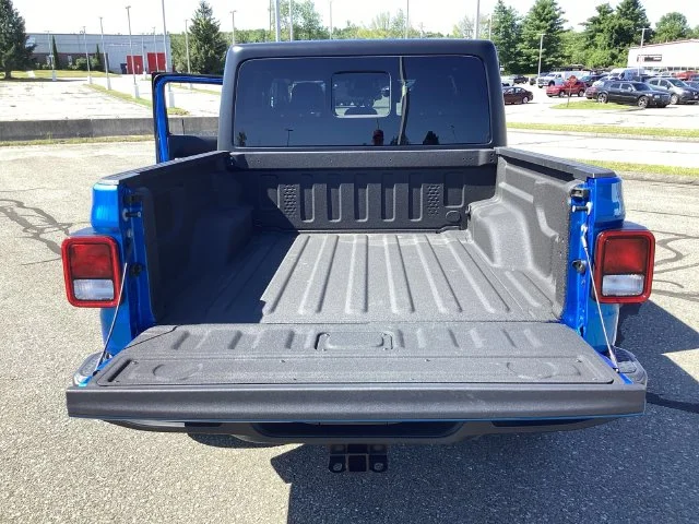 New 2026 Blue Pearl Jeep SPORT S 4X4 image 18