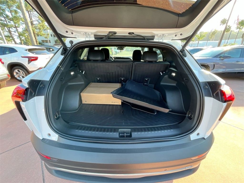2026 Chevrolet Blazer EV LT - Photo 24