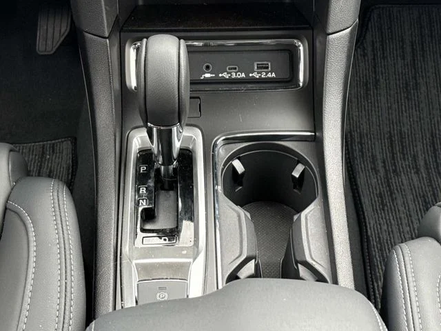 Used 2026  Subaru Premium image 21