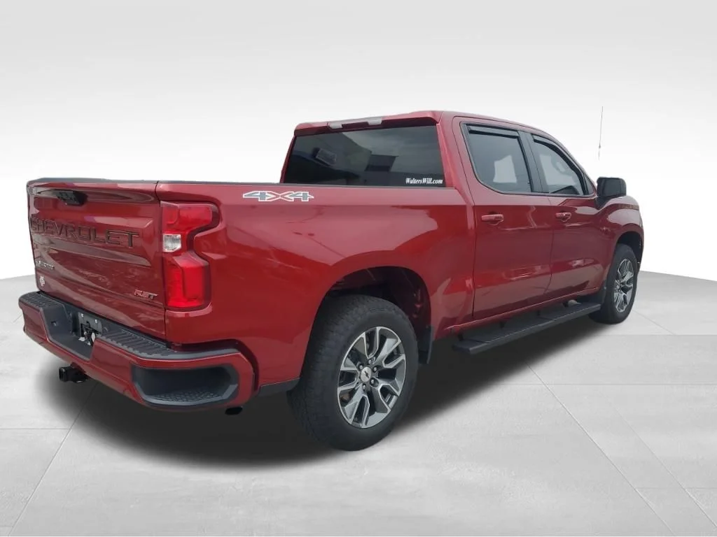 Used 2024 Red Chevrolet RST image 7