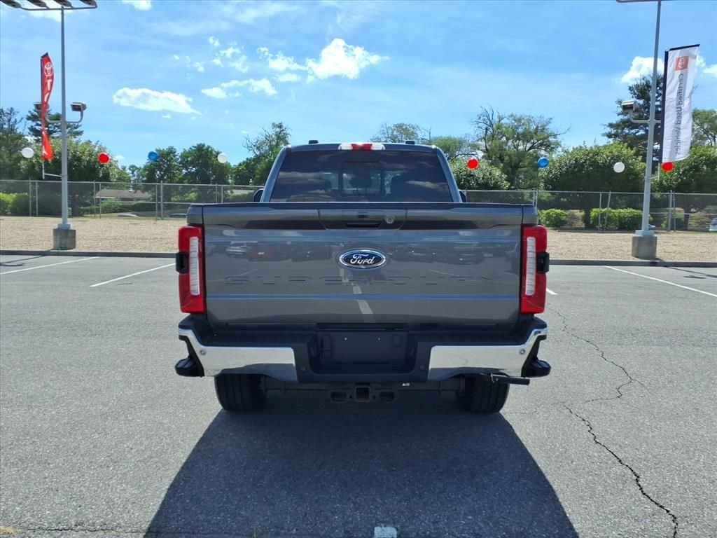 Used 2025 Gray Ford Lariat image 6