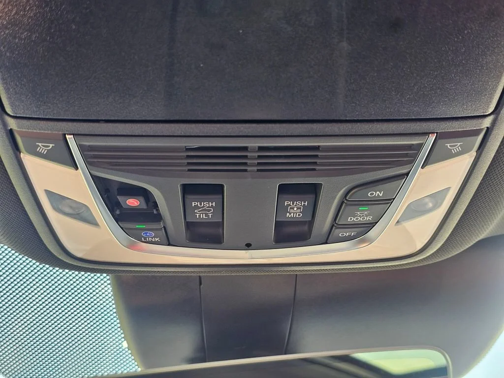 Used 2024  Acura A-Spec image 34