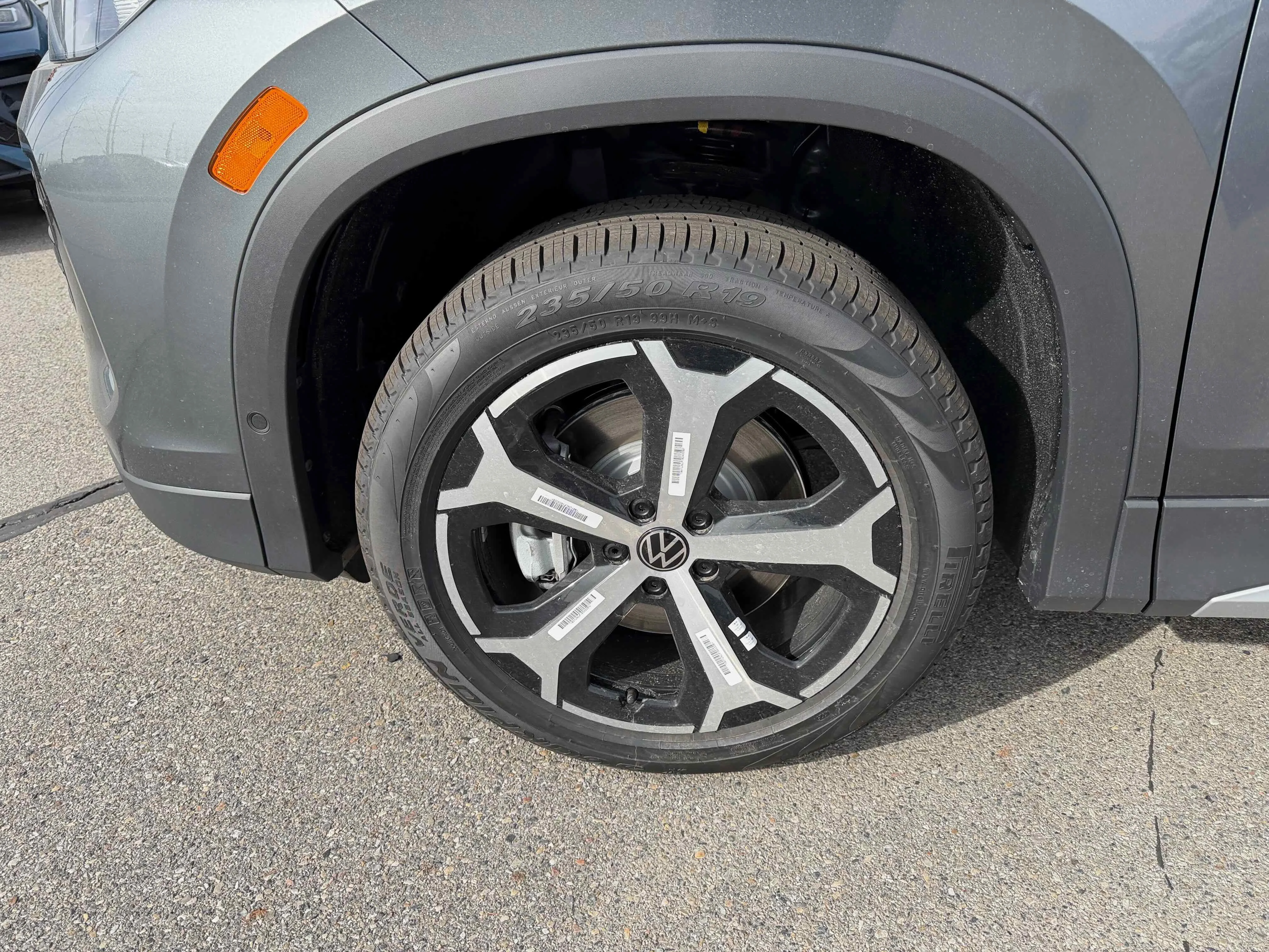 New 2026 Platinum Gray Volkswagen SE image 13