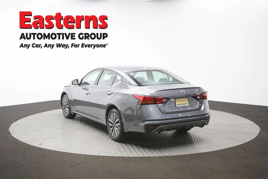 Used 2024 Gray Nissan 2.5 SV image 61