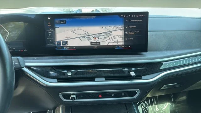 Used 2023 White BMW xDrive40i image 25