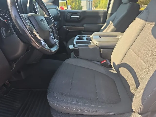 Used 2022 White Chevrolet RST image 15