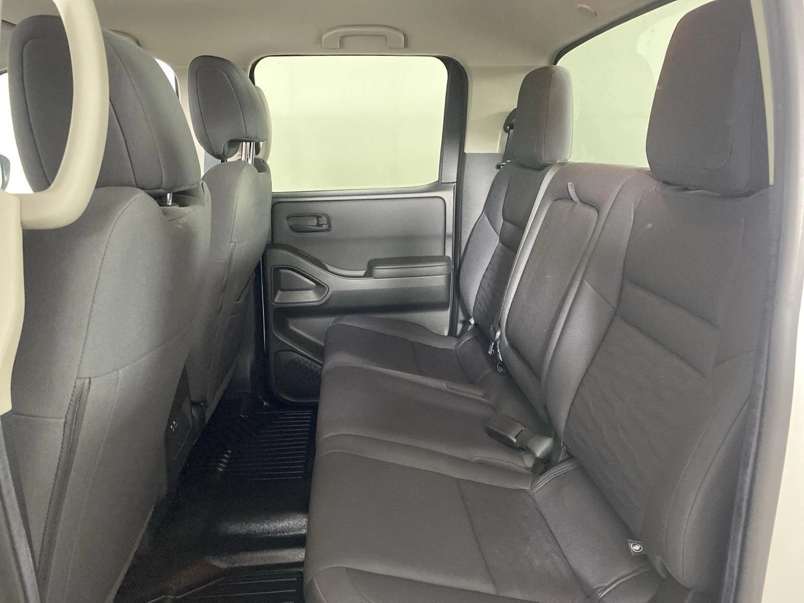 Used 2022 Wh Nissan S image 21