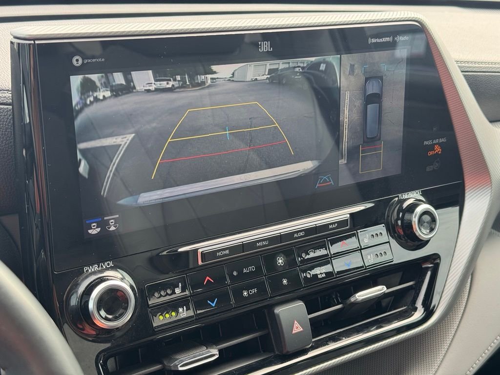 Used 2021  Toyota Platinum image 31